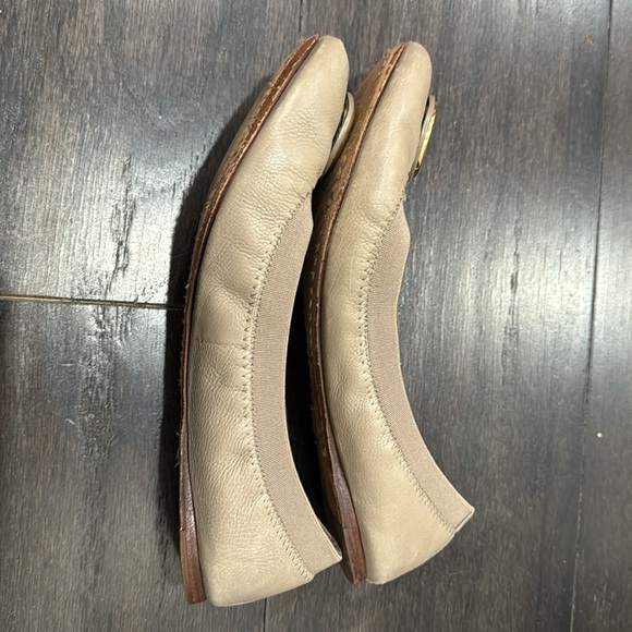 Tory Burch taupe Caroline 2 flats size 8 - Picture 5 of 5